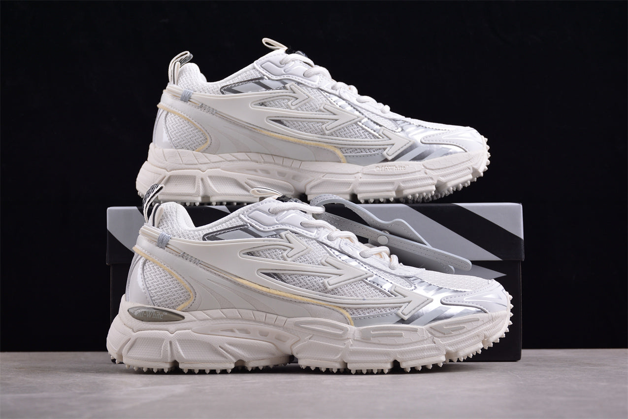 Off-White™ x Nike Zoom Vomero 5 “White/Silver” – Eine 5-Sterne-Liebeserklärung an futuristisches Design und urbane Funktionalität
